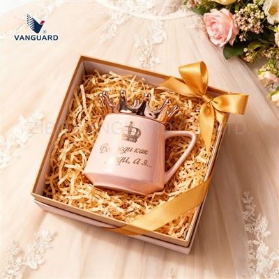 Crown Ceramic Mug and Lid in Golden Rose Color