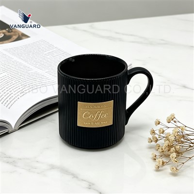Ribbed Matte Ceramic Coffee Mugs With Copper Plate