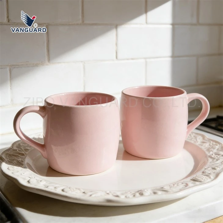 Round Glossy Ceramic Mug